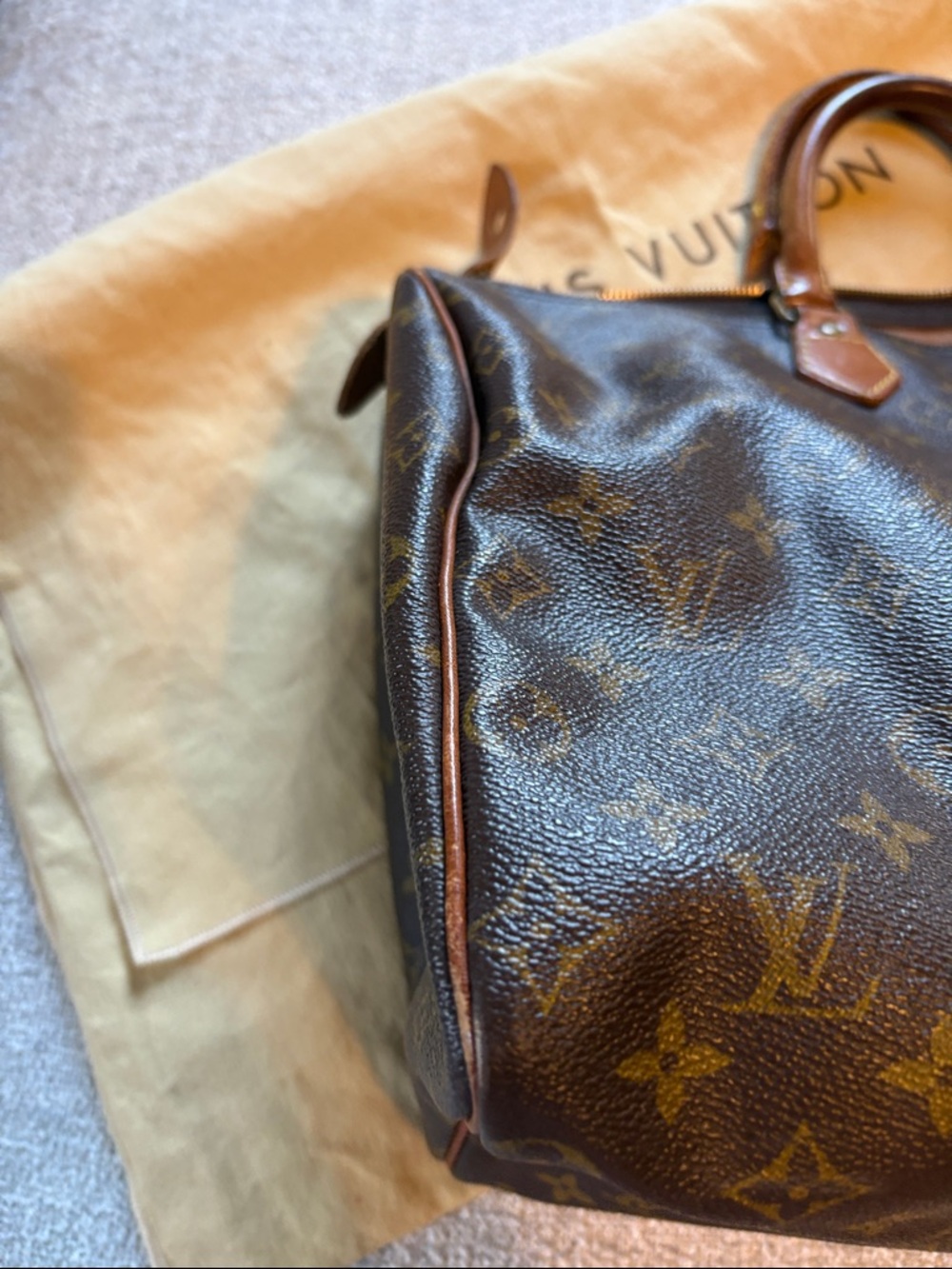 Louis Vuitton Speedy 40 - Picture 15 of 16
